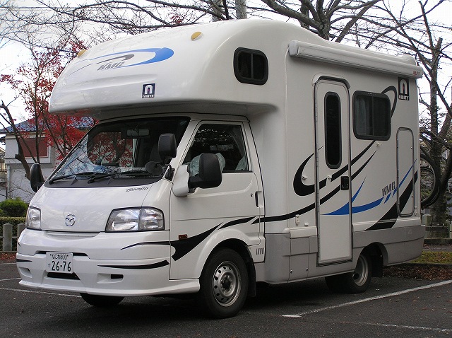 キャンピングカー専用エアコン,船舶専用のエアコン,クルーザー専用のエアコン,エアコンの室外機を横に寝かせられる,camping car eacon,日本製,大阪市大正区,吊り下げ型エアコン,車体下に室外機を取り付けられるエアコン,