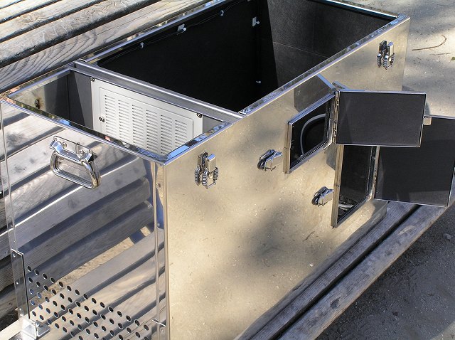 消音ボックス　消音ＢＯＸ　消音BOX 消音box 防音ボックス　防音ＢＯＸ　防音BOX　防音box　ホンダ　発電機　eu16i EU16i 専用　消音　防音　静音　キャンピング　キャンピングカー　大阪